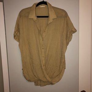 NORDSTROM ✨ twist button up blouse